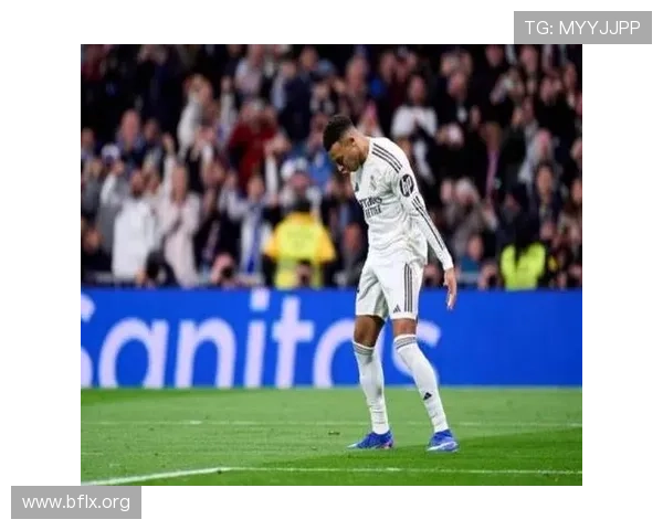 继亨利和本泽马之后，姆巴佩是第三位达成欧战50球的法国球员